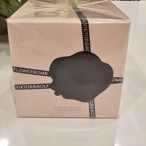 Viktor & Rolf Flowerbomb L'eau Dr Parfum